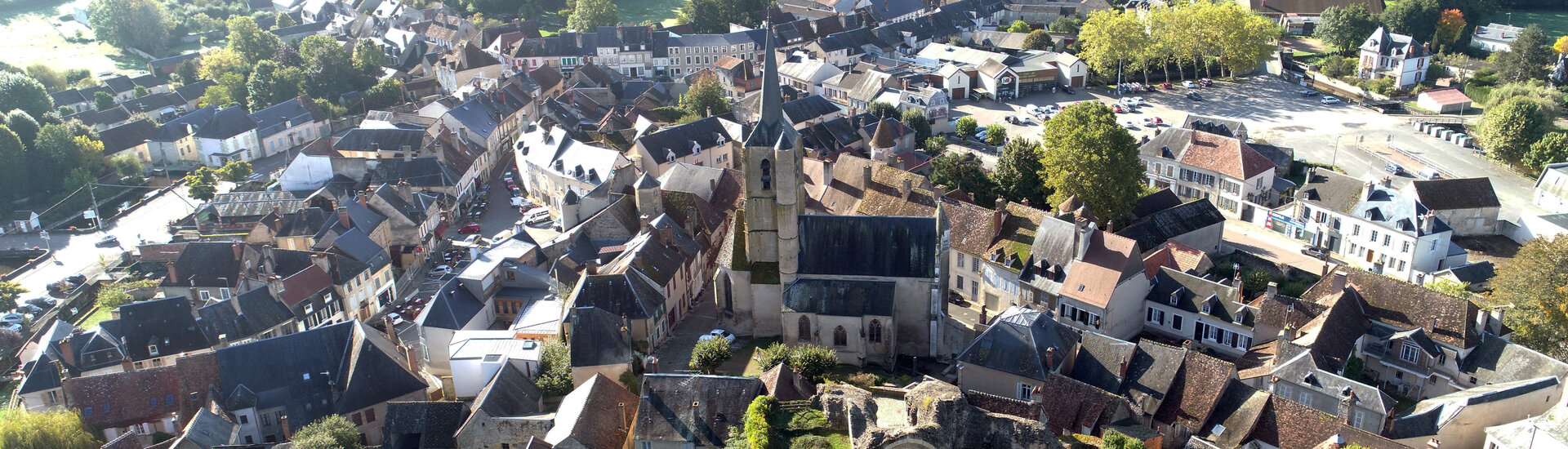 Mairie de Moulins-Engilbert 