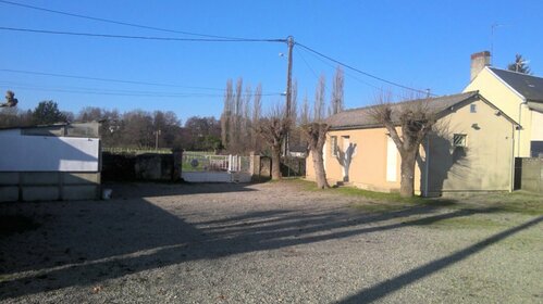 Rénovation des vestiaires du terrain de foot